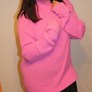 Turtle neck over sized sweater size large